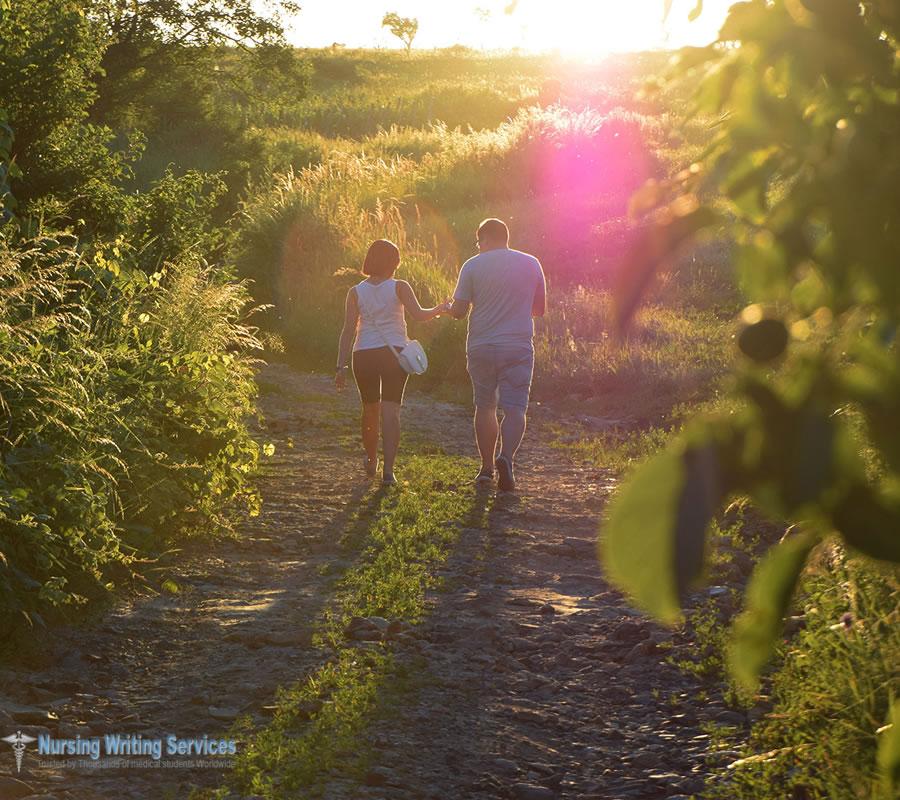 Can intimate relationships between health professionals be harmful to patient care?